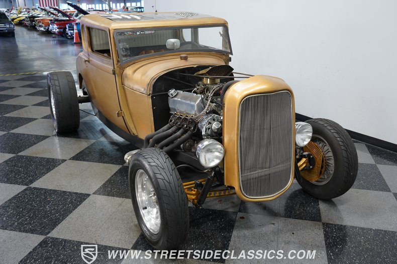 1928 Ford 5-Window 14