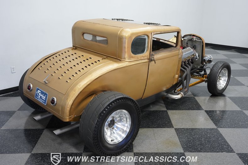1928 Ford 5-Window 24