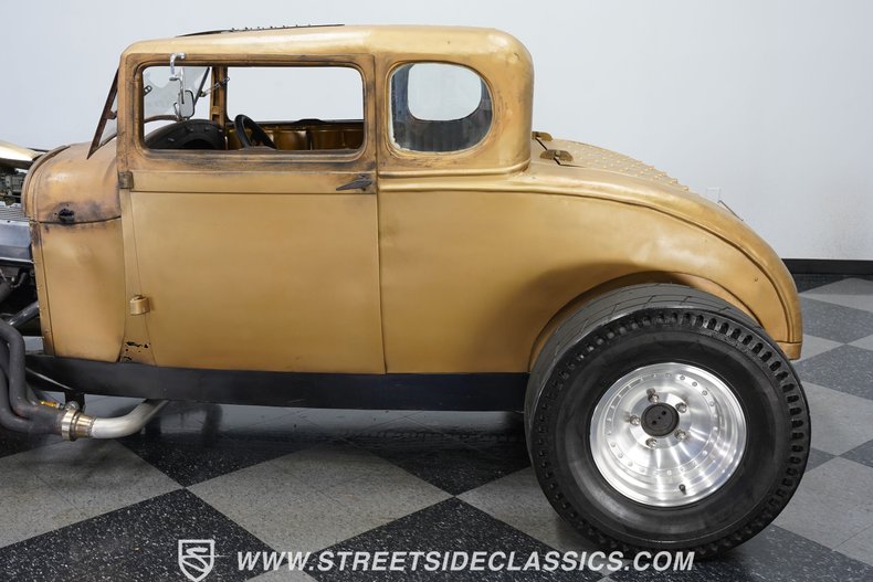 1928 Ford 5-Window 22