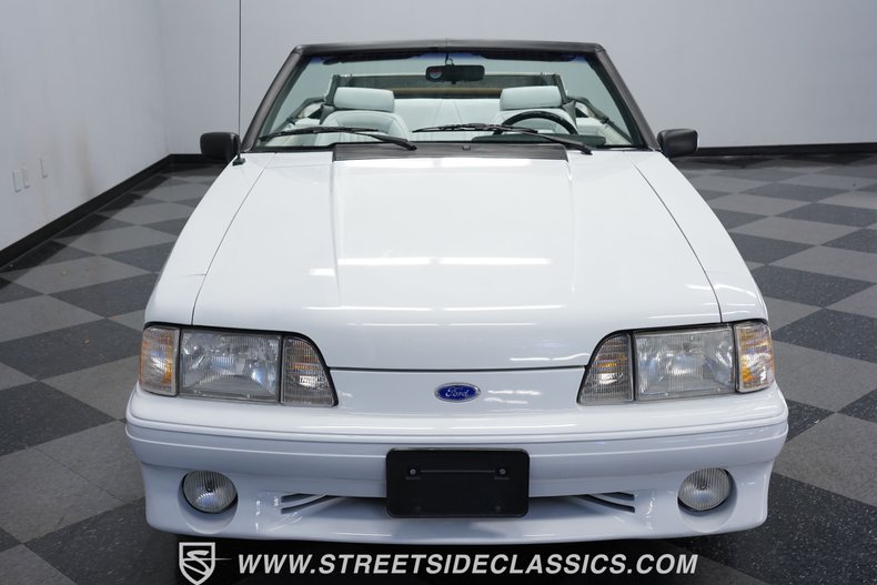 1990 Ford Mustang 15