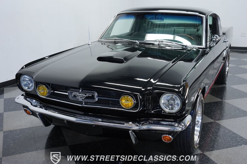 1965 Ford Mustang 16