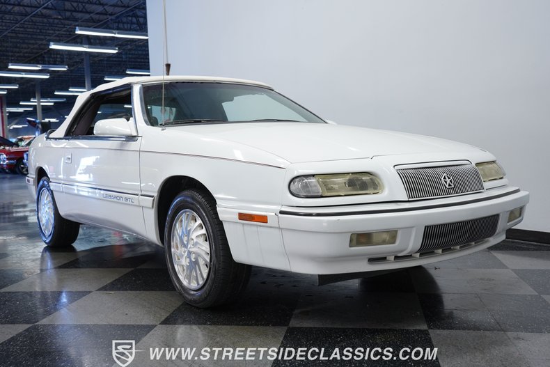 1994 Chrysler LeBaron 29