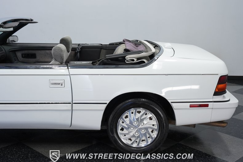 1994 Chrysler LeBaron Convertible 22