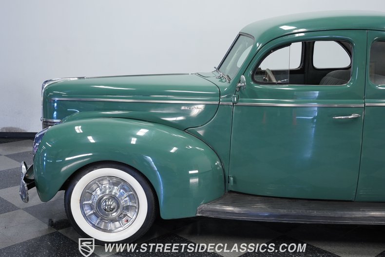 1940 Ford Deluxe 21