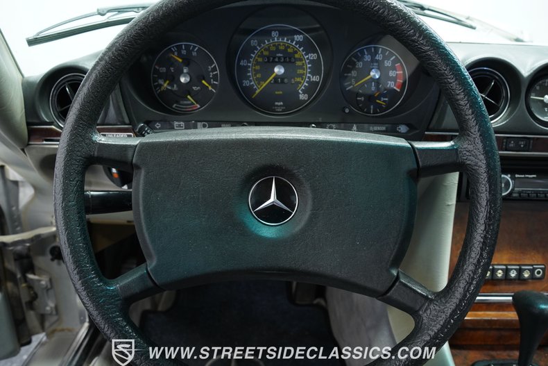 1984 Mercedes-Benz 380SL  36