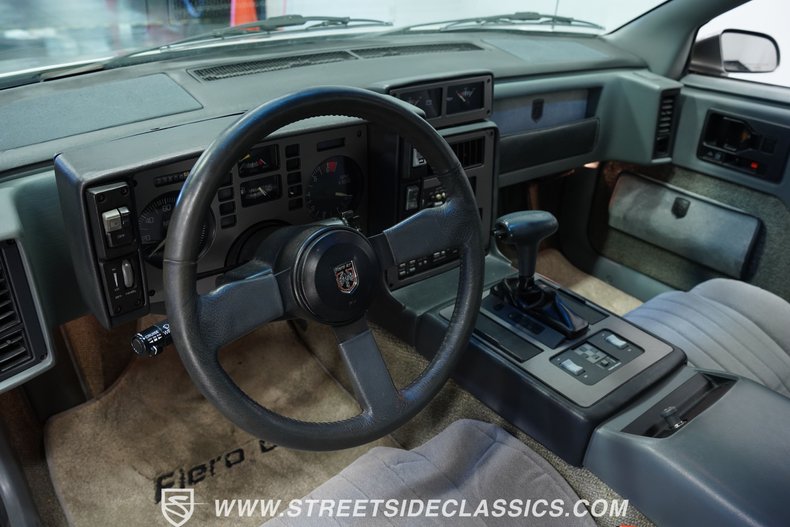 1987 Pontiac Fiero GT 36