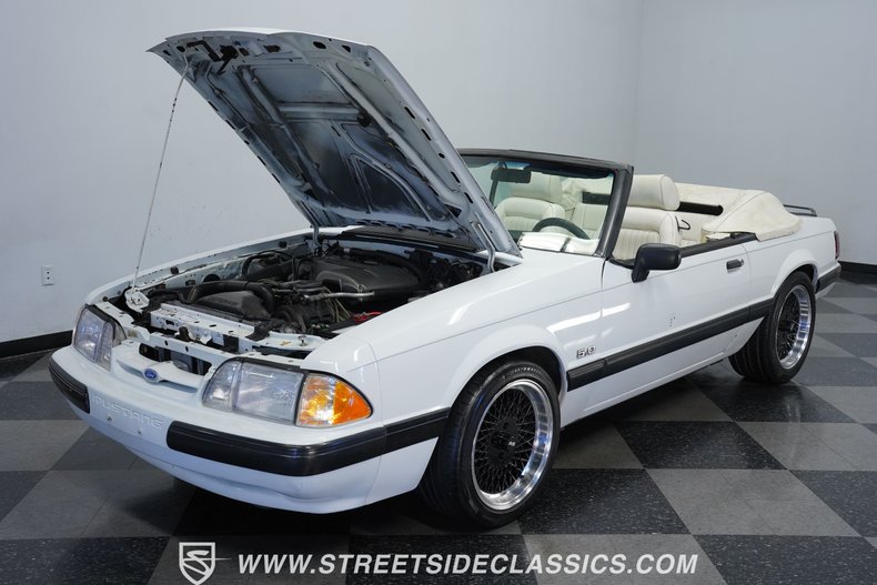 1988 Ford Mustang 30