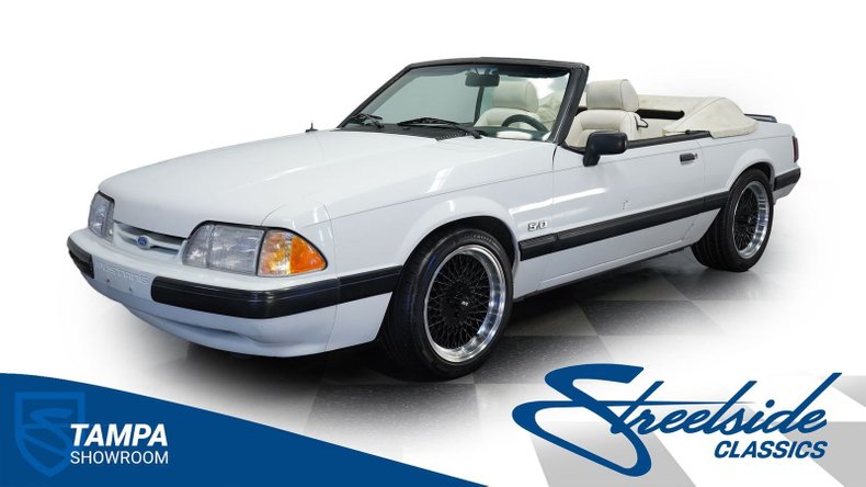 1988 Ford Mustang 1