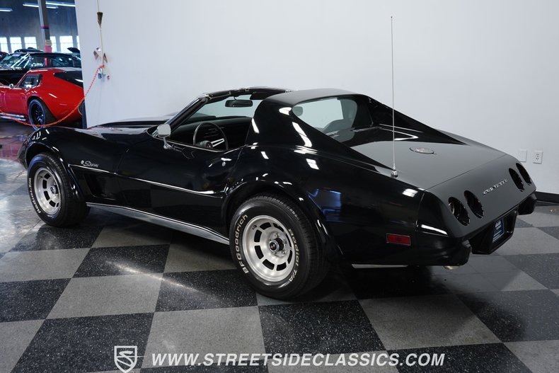 1975 Chevrolet Corvette  6