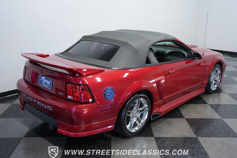 2003 Ford Mustang 24
