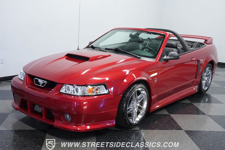 2003 Ford Mustang 17
