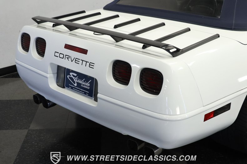 1991 Chevrolet Corvette Convertible 25