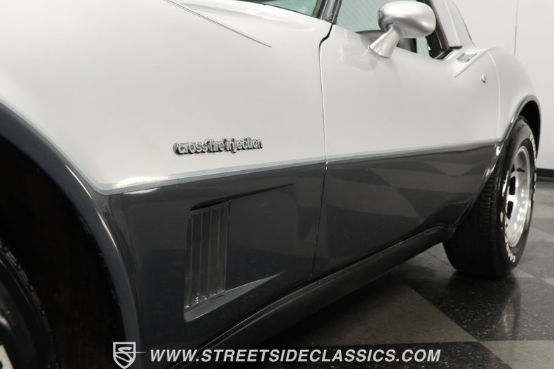 1982 Chevrolet Corvette  21