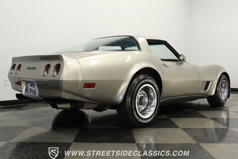 1981 Chevrolet Corvette  25