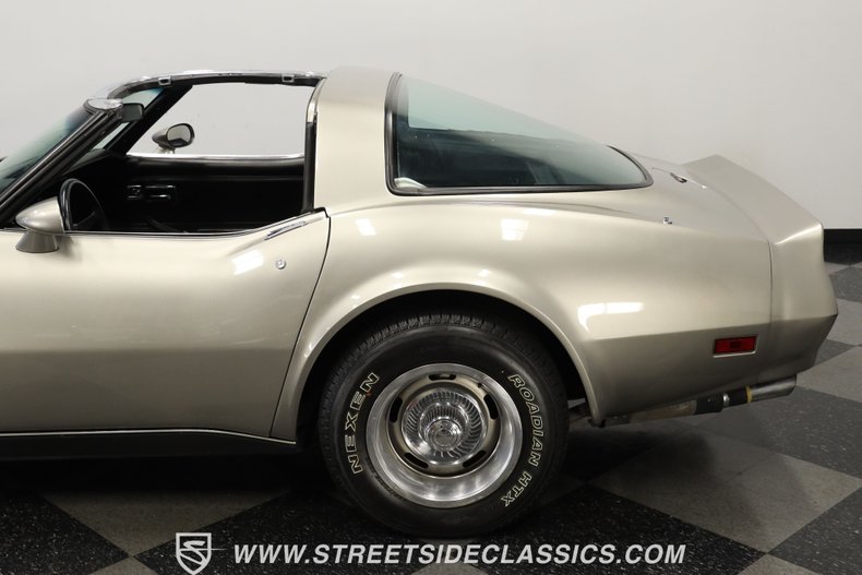 1981 Chevrolet Corvette  23