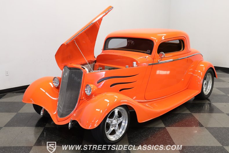 1933 Ford 3-Window Coupe 29