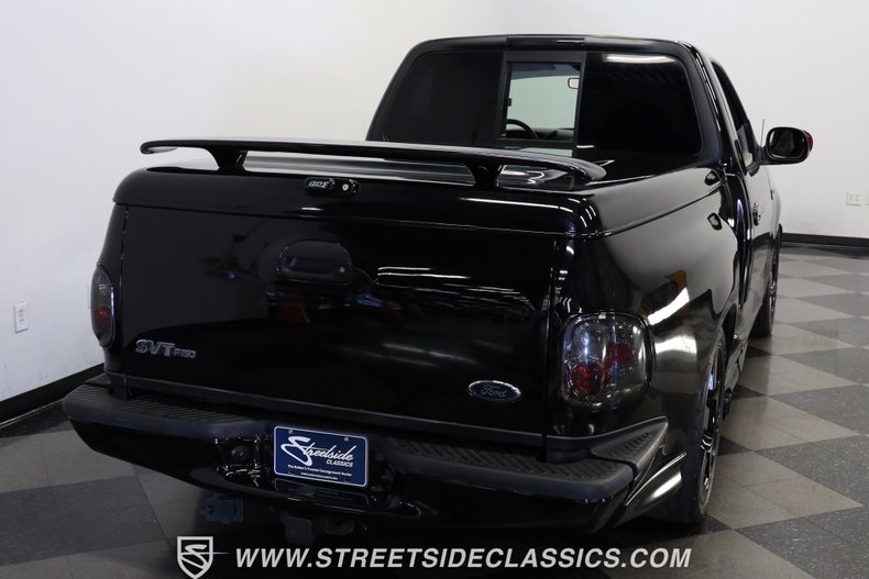 2004 Ford F-150 Lightning SVT 9