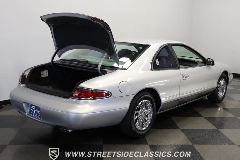 1997 Lincoln Mark VIII  52