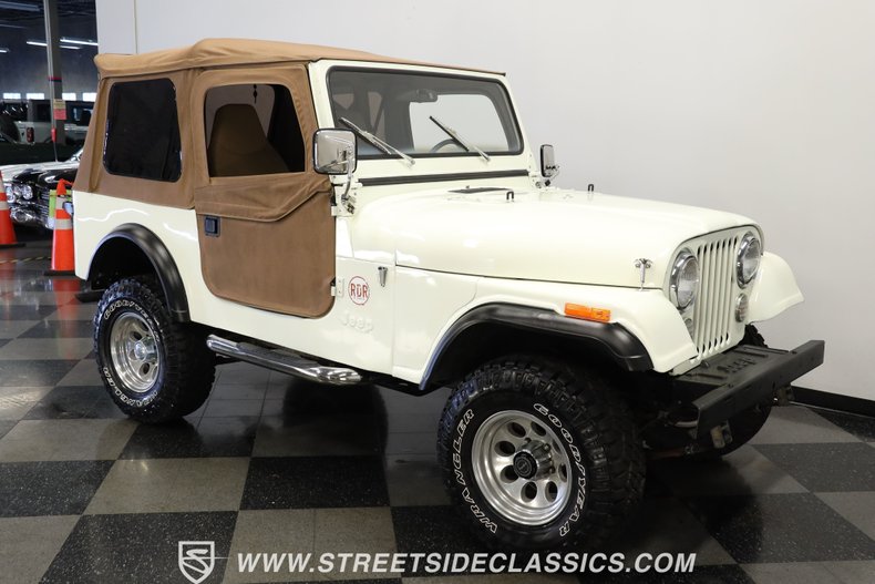 1977 Jeep CJ7  13