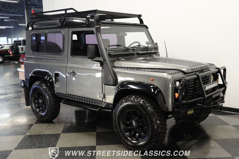 1998 Land Rover Defender 90 13