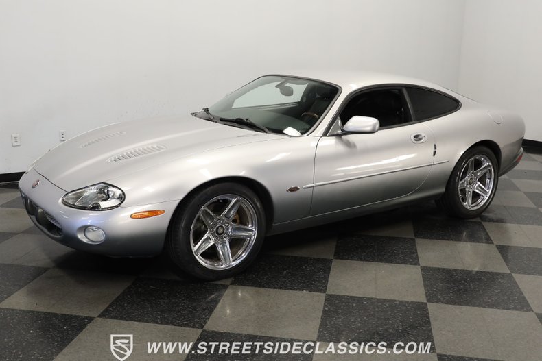 2002 Jaguar XKR Supercharged 5