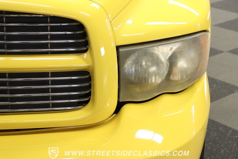 2005 Dodge Ram SRT-10 Yellow Fever Edition 19