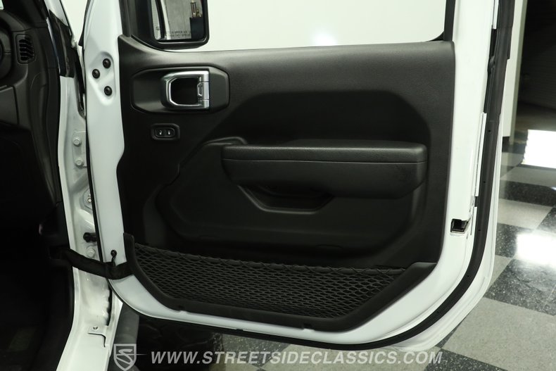 For Sale 2022 Jeep Gladiator Stock# 5954-TPA Fullscreen Grid Image 51