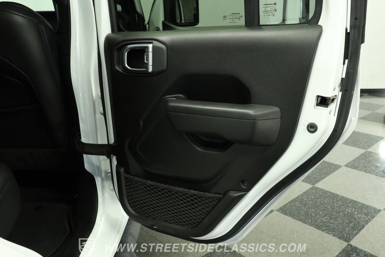 For Sale 2022 Jeep Gladiator Stock# 5954-TPA Fullscreen Grid Image 52