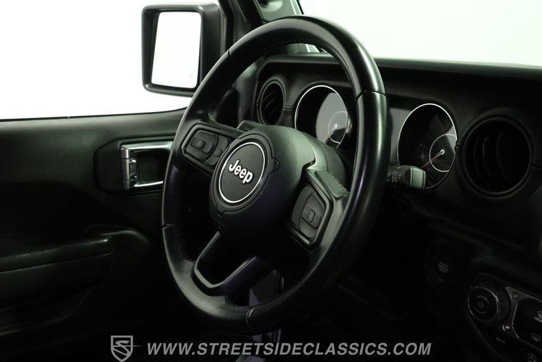 For Sale 2022 Jeep Gladiator Stock# 5954-TPA Fullscreen Grid Image 49