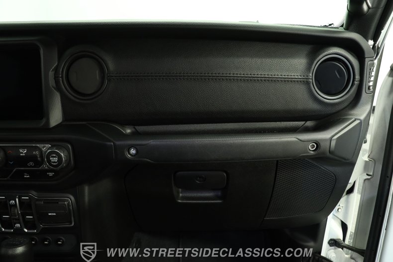 For Sale 2022 Jeep Gladiator Stock# 5954-TPA Fullscreen Grid Image 50