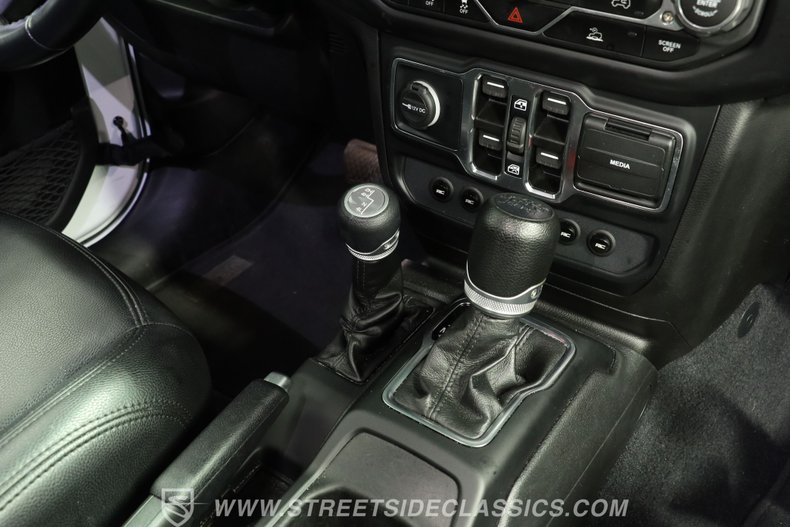 For Sale 2022 Jeep Gladiator Stock# 5954-TPA Fullscreen Grid Image 41