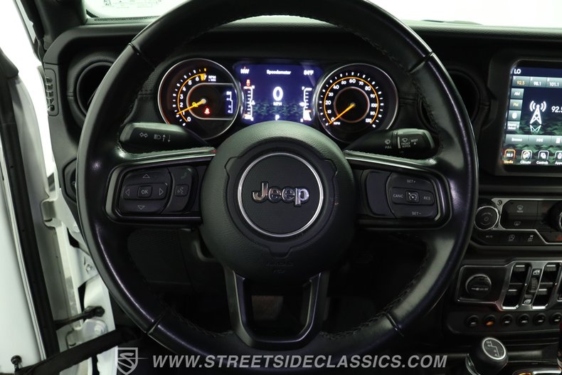 For Sale 2022 Jeep Gladiator Stock# 5954-TPA Fullscreen Grid Image 37