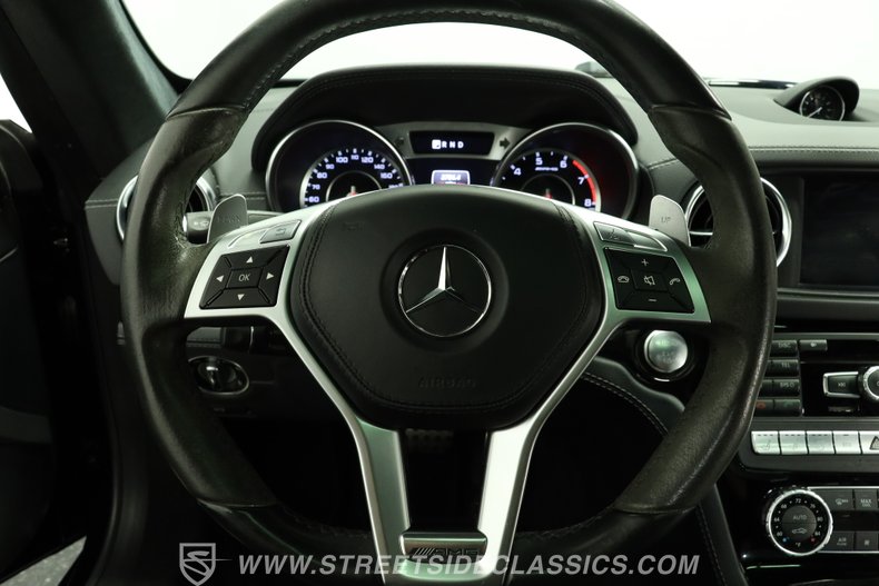2014 Mercedes-Benz SL 63 AMG 36