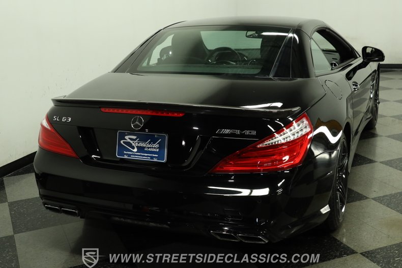 2014 Mercedes-Benz SL 63 AMG 10
