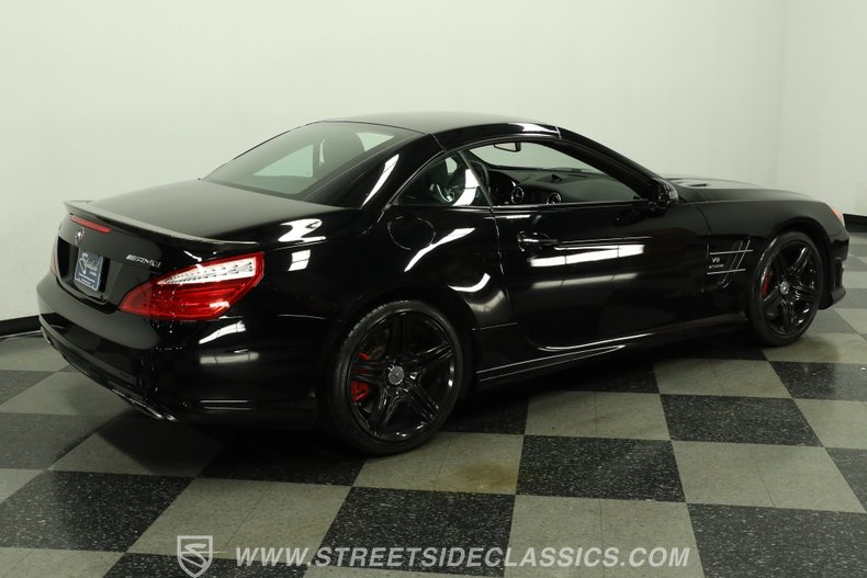 2014 Mercedes-Benz SL 63 AMG 12