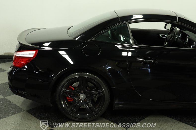 2014 Mercedes-Benz SL 63 AMG 28