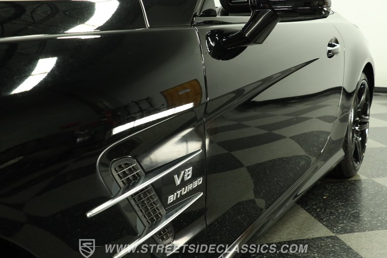 2014 Mercedes-Benz SL 63 AMG 22