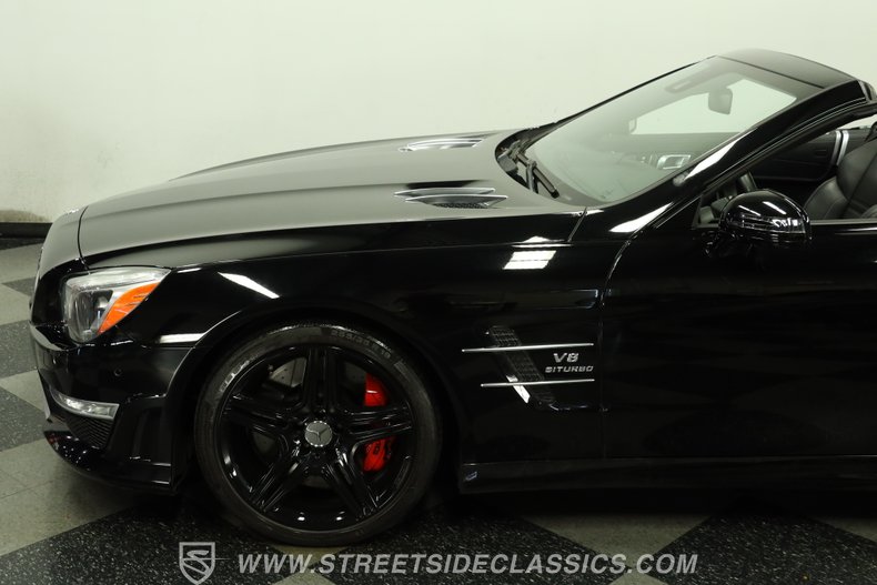 2014 Mercedes-Benz SL 63 AMG 23