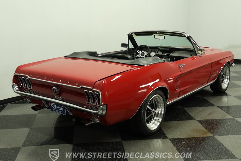 1967 Ford Mustang 11