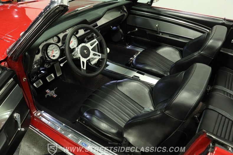 1967 Ford Mustang 4
