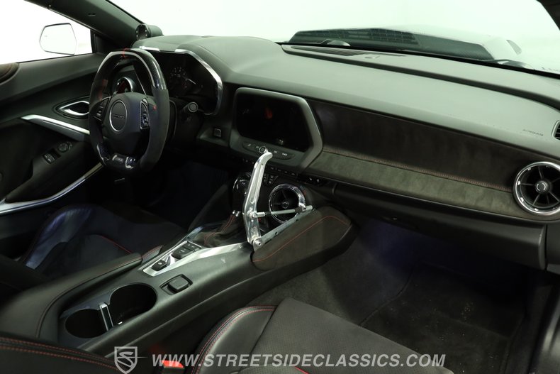 2018 Chevrolet Camaro 47