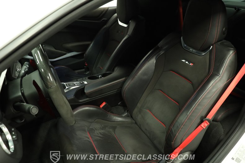2018 Chevrolet Camaro 42