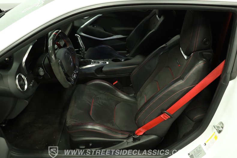 2018 Chevrolet Camaro 35