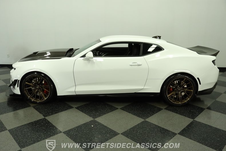 2018 Chevrolet Camaro 2