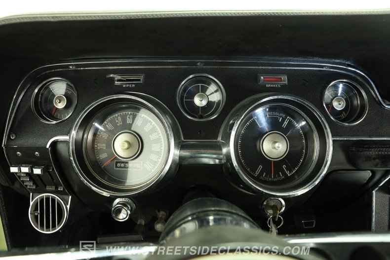 1967 Ford Mustang 37