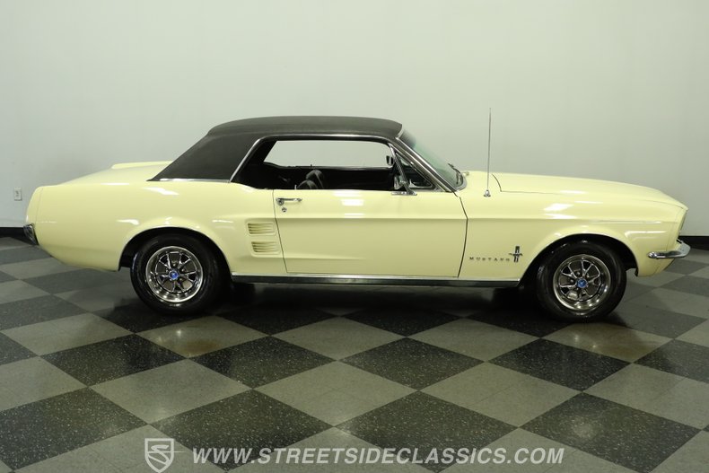 1967 Ford Mustang 13