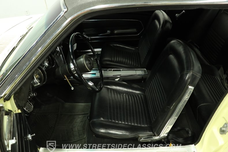 1967 Ford Mustang 35