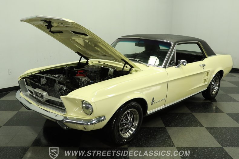 1967 Ford Mustang 30
