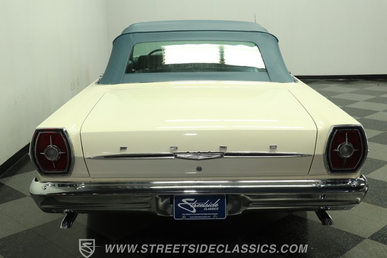 1965 Ford Galaxie 9