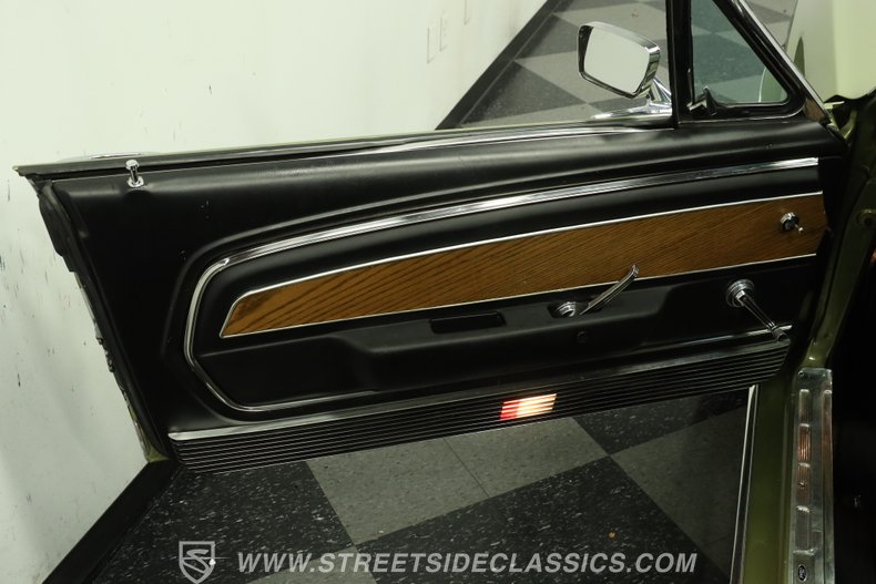 1967 Ford Mustang 34